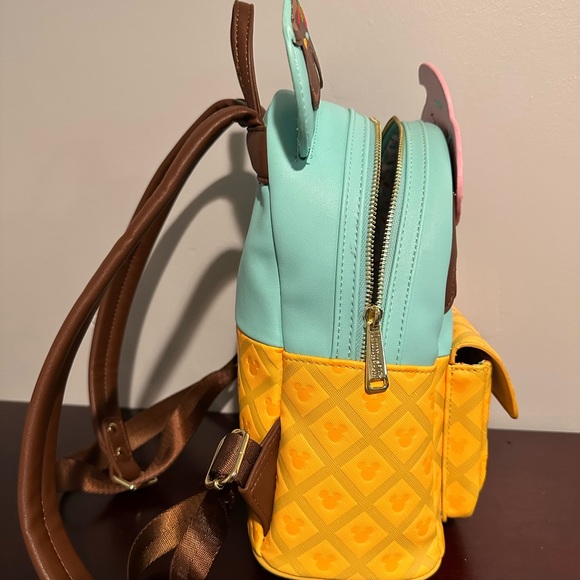 Loungefly Minnie Ice Cream bag - Picture 5 of 6